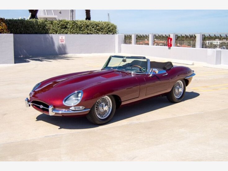 Thumbnail Photo undefined for 1967 Jaguar E-Type